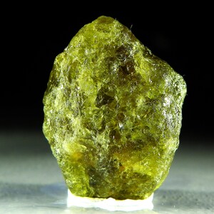 Natural Green Herderite - 67 carats green Herderite Excellent healing Power Synergy 12 stone  1 1/8 &quot;