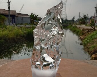 1,9 kgs of rough Andara Crystal Clear Diamond Milk Full Energy Monatomic for Meditation