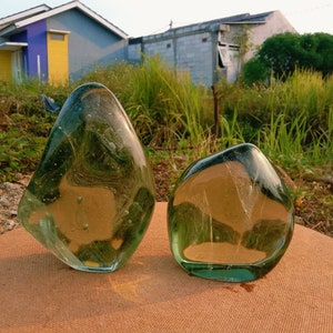 2 pcs//3,1 kgs Beautiful of Andara Crystal yellowish green with white fiber inside Full Polised for Healing