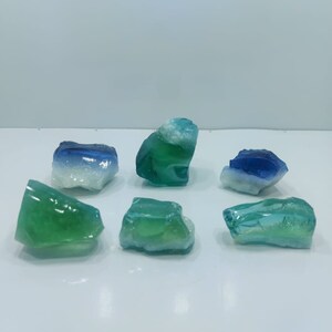 6 pcs//770 grams of rough mix Andara crystal blue and green with snow inside