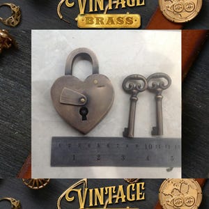 Vintage Classic Love old PADLOCK Antique Solid Brass Safe Key Working Lock