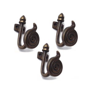 2.75&quot; inches Lot of Vintage Round Snail Hook Hanger, Antique Brass Coat Hat Hook, Bathroom Hook Hanger, Wall Mount Bathroom Towel Hook