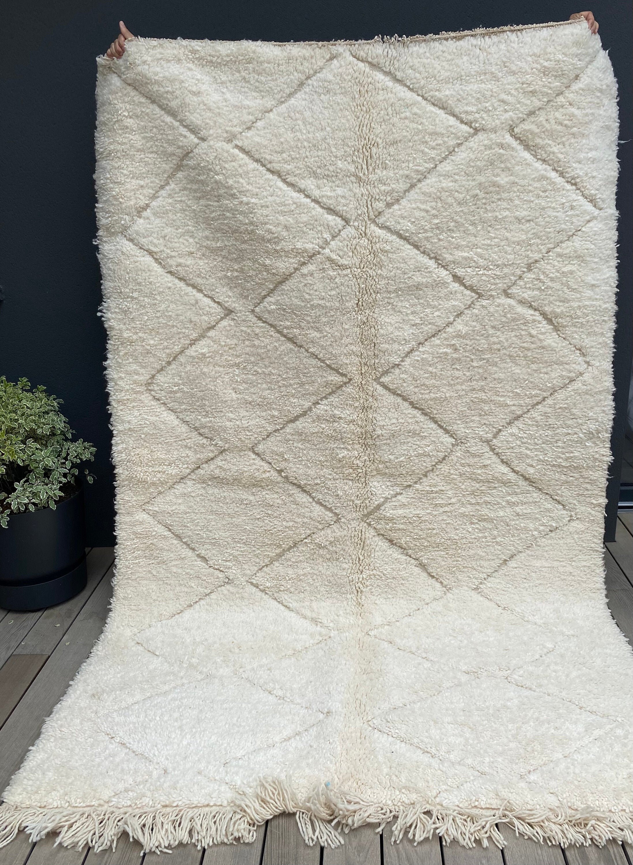 Beni ouarain carpet White Berber Carpet Etsy