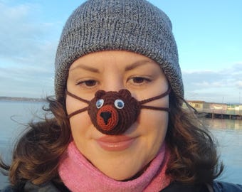 Protetor de nariz de urso pardo, amigurumi, nariz de tricô, protetor de nariz aconchegante, máscara de nariz, chapéu de nariz, cachecol de nariz, protetor de nariz divertido.
