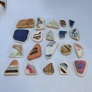 Sea pottery in various shapes, colours and sizes. Beautiful set of 20 pieces for your crafting or jewellery making. image 1