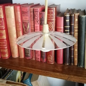 Vintage 1930 hangin small lamp in cristal, roft lamp art deco