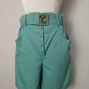 Vintage shorts pants bermuda in mint green new from deadstock