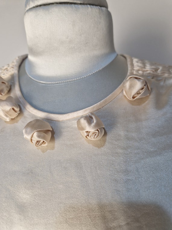 Beautiful Vintage Ivory Eyelet Cotton Tie Blouse