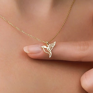 Tiny Hummingbird Necklace • 14k Solid Gold Hummingbird Pendant • Hummingbird Charm • Dainty Rose Gold Chain • Unique Gift for Her