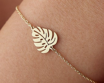 14k Gold Monstera Leaf Bracelet: Tropical Foliage Jewelry