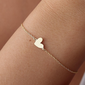 14K Solid Gold Heart Bracelet: Dainty Charm, Everyday Jewelry
