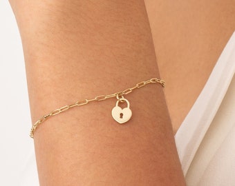 14k Gold Heart Lock Bracelet: Paperclip Chain Charm Bangle