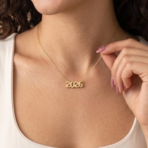 ゴールドエンジェルナンバーネックレス • 彼女への卒業祝いギフト • バブルナンバーネックレス • 222 444 777 333 111 555 999 ネックレス • 誕生年ネックレス