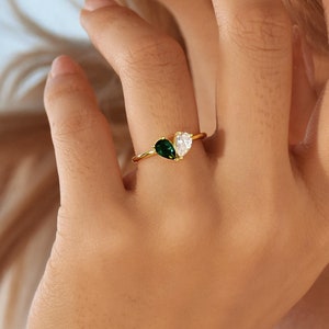 Gepersonaliseerde ring met 2 geboortestenen • Aangepaste geboortesteenring hart • Moederssieraden • Valentijnsdagcadeau • Stapelbare ring • Cadeau bruidsmeisje