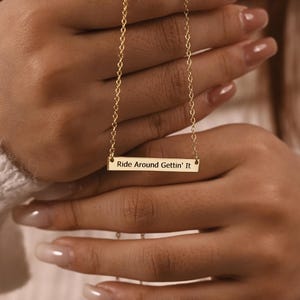 Collar con barra personalizada • Collar con barra de oro macizo • Collar con placa con nombre • Collar con barra grabada • Collar de la mejor amiga • Regalo de Navidad para ella