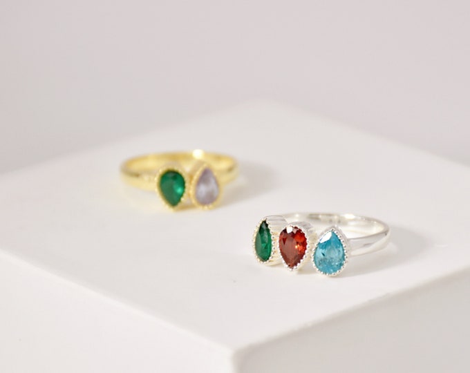 Family Birthstone Rings • Mothers Ring with Kids Birthstones • Multi-Stone Ring • Diamond Ring Emerald • Personalized Jewelry Gifts for Mom