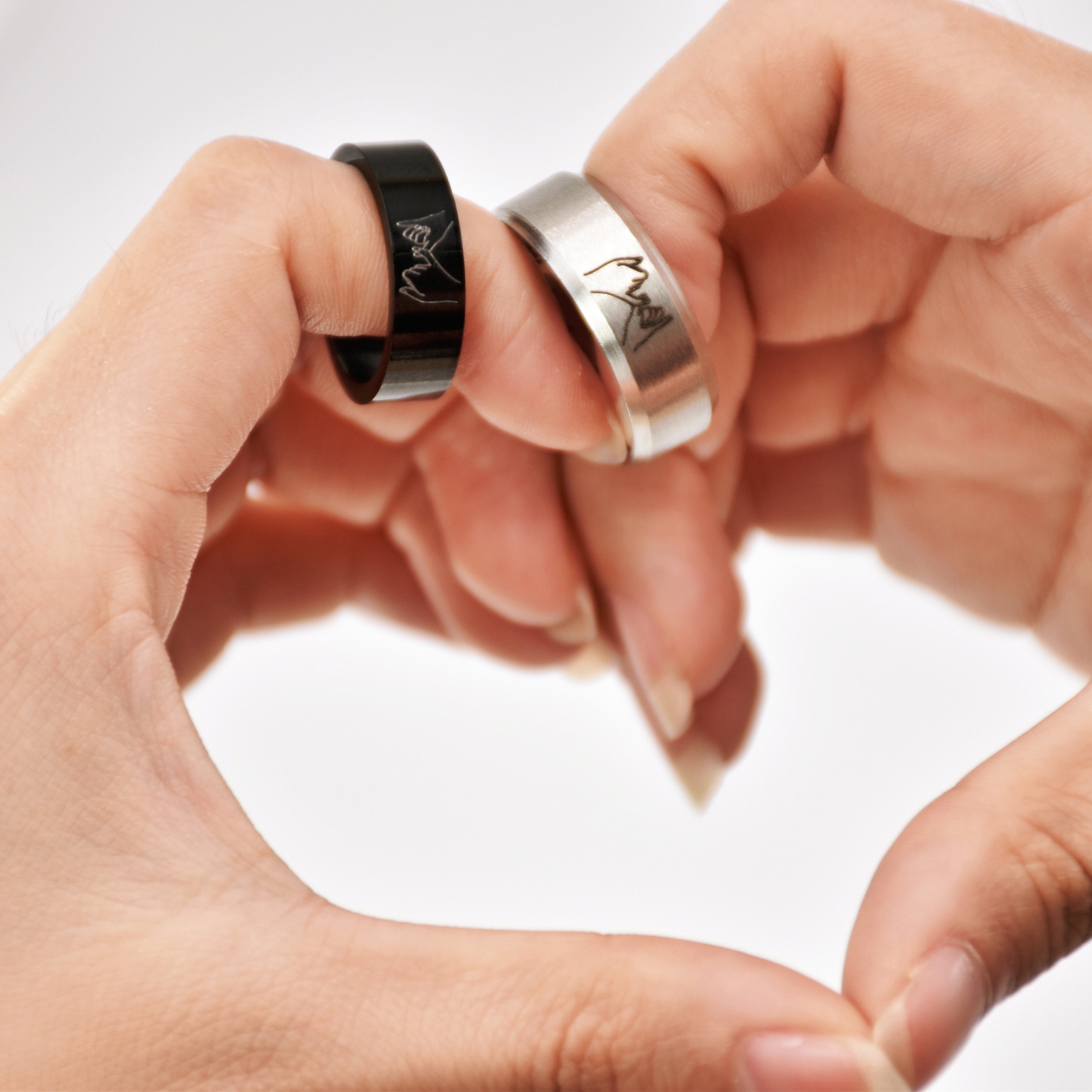 Pinky promise couple Clearance