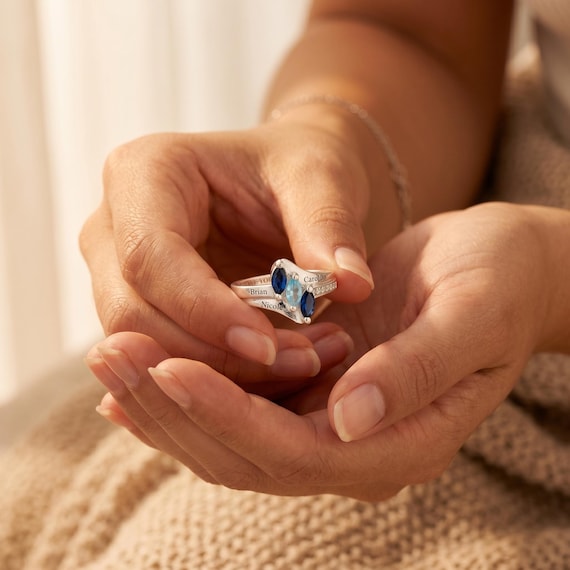 Birthstone Ring • Dainty Multi-Stone Ring • Birthstone Ring with Kids' Names • Birthstone Jewelry • Mother Grandma Family Ring Gifts