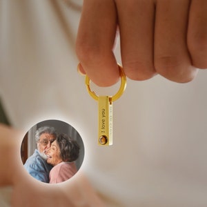 プロジェクションキーリング • カスタム写真キーチェーン • 刻印入りバーキーチェーン • 男性へのパーソナライズギフト • 記念写真キーチェーン • 彼女へのギフト