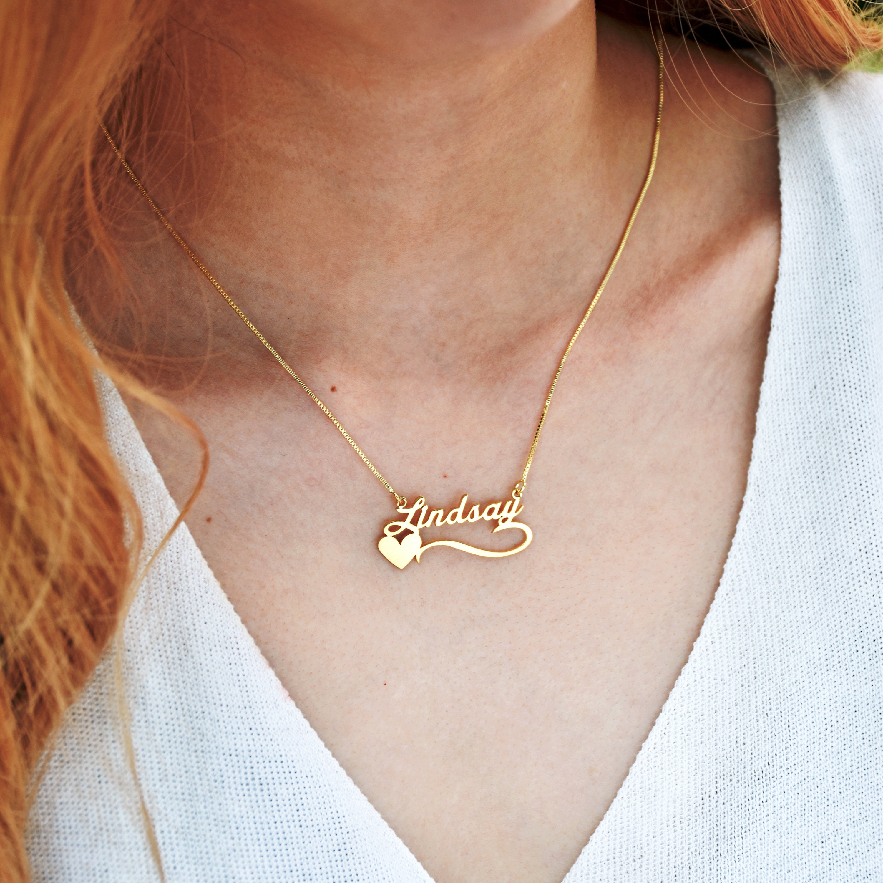 Mahnoor sale name necklace