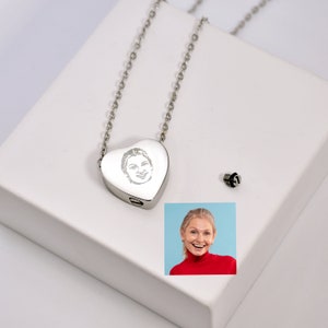 Personalized Heart Urn Necklace Pendant • Custom Heart Urn Necklace Urns for Human Ashes • Cremation Memorial Jewelry • Urn Jewelry