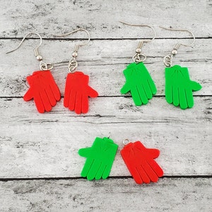 Spongebob Karate Hand Earrings, SpongeBob Gifts for Adults, Birthday Gift for Spongebob Fan, Spongebob Meme
