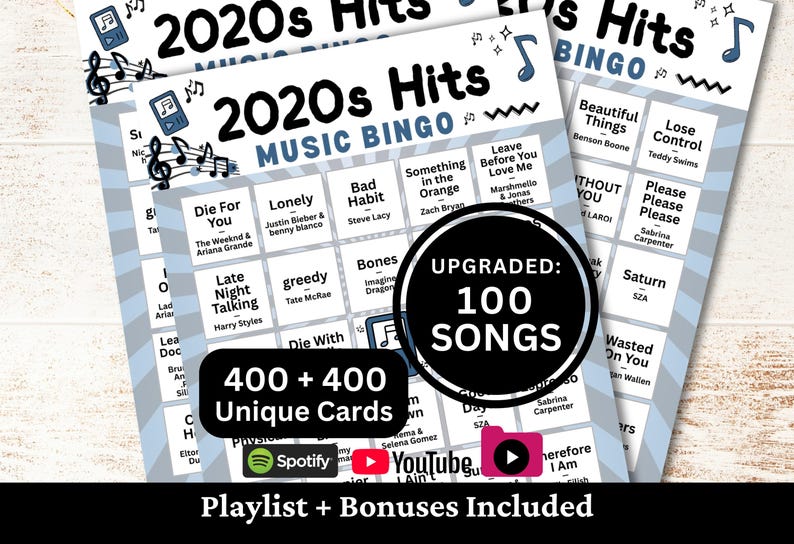 Pu&ograve; includere: Carte di bingo musicale con il titolo "2020s Hits Music Bingo". Le carte presentano titoli di canzoni e nomi di artisti. Le carte includono anche il testo "Upgraded: 100 Songs" e "400 + 400 Unique Cards."