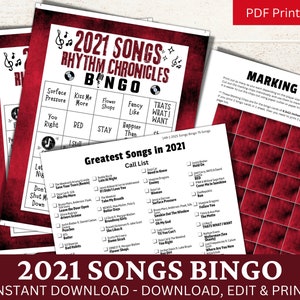 Puede incluir: Una tarjeta de bingo imprimible con las mejores canciones de 2021. La tarjeta tiene un fondo rojo con texto blanco y un dise&ntilde;o de nota musical en blanco y negro. La tarjeta incluye t&iacute;tulos de canciones como "Surface Pressure", "Kiss Me More", "Flower Shops", "Fancy Like", "Happier Than", "Stay", "Bed", "You Right", "I Still" y "That's What I Want".