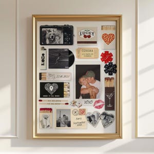 Può includere: Un collage incorniciato con bordo dorato, con foto, scatole di fiammiferi e altri ricordi. Include una foto di una coppia, una fotocamera, un disco in vinile e la parola "Love" su un accendino. Altri elementi includono una scatola di fiammiferi a forma di cuore e una foto da Parigi.