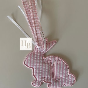 Bunny Basket Tag, ITH Bunny Basket Tag, In the hoop Easter Basket Tag, Machine Embroidery File Easter Basket Tag PES