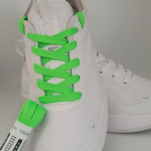 Lacci verdi fluorescenti, ballerine di cotone verde, lacci a rulli verdi fluorescenti, lacci colorati, lacci piatti verdi originali