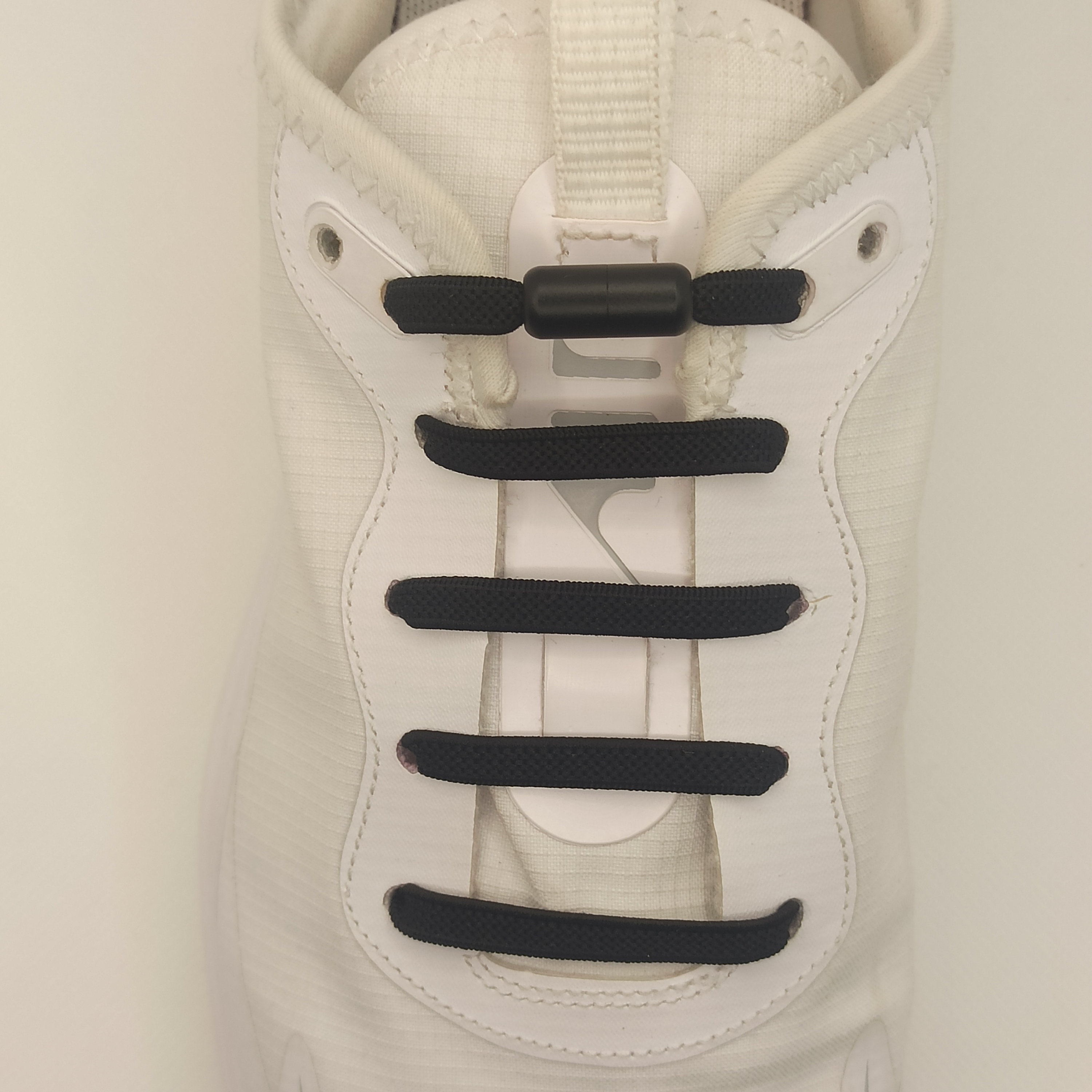 Personnaliser ses chaussures avec des lacets - Clem ATC