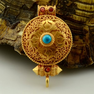 Hand Made Buddhist Tibetan Gold Plated Bishwa Bajra (Crossed Dorje) Silver Ghau Gau Prayer Box Pendant Jewelry from Patan, Nepal