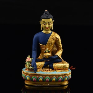Fine Quality Gold Plated Hand Painted Medicine Buddha / Menla Small Copper Ritual Statue for Altar / Shrine / Monastery from Patan, Nepal