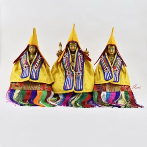 Ku Nhamja – Robes (Dress) for Statues – A Set of Robes (Dress) for 8 Inch Guru Tsongkhapa and His 2 Spiritual Sons Statues from Patan, Nepal
