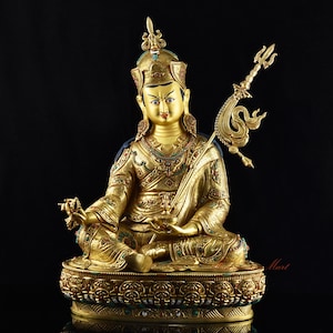 Finely Handcrafted Great Quality 24 Karat Gold Gilded Hand Painted Face Guru Rinpoche / Padmasambhava Statue Copper from Patan, Nepal
