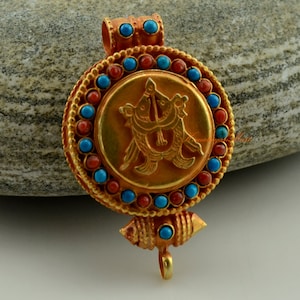 Hand Made The Twin Golden Fish Tibetan Buddhist Silver Pendant Ghau Pendant Prayer Box Jewelry from Patan, Nepal