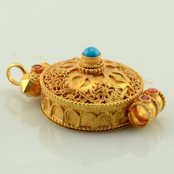 ネパール　パタン産　手彫りの上質なチベット仏教のヴァジュラヨーギニ　銅製　水晶 ネパール パタン産 手彫りの上質なチベット仏教のヴァジュラ