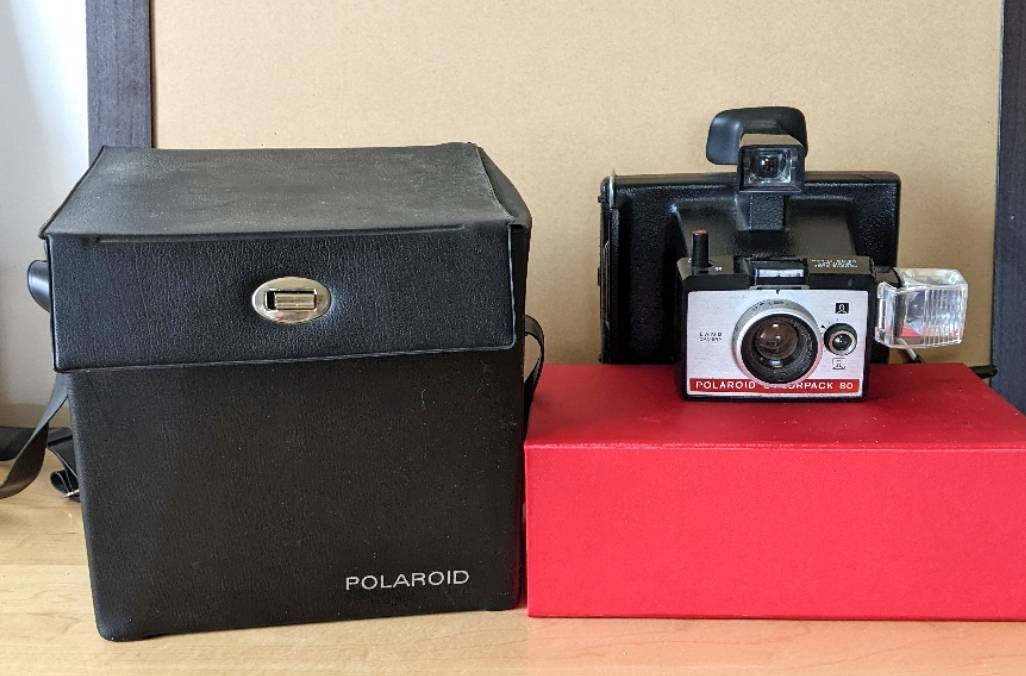 the swinger polaroid camera 2019 s