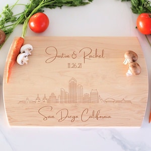 San Diego Skyline Personalized Cutting Board, Custom Charcuterie, Wedding Gift, San Diego Cityscape, Engagement Gift, Cheese Board