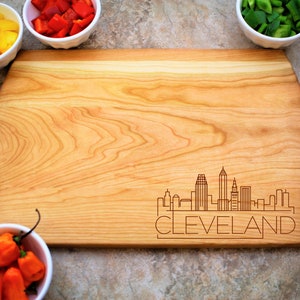 Cleveland Skyline Cutting Board, Cleveland Ohio Gift, Cleveland Line Art, Modern Skyline, City Skyline, Ohio Skyline Gift, Cleveland OH Gift