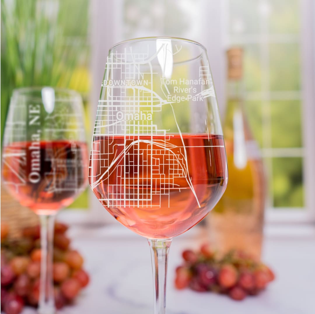 Omaha Wine Glass, Omaha NE Wine Glass Gift, Engraved City Map Glass