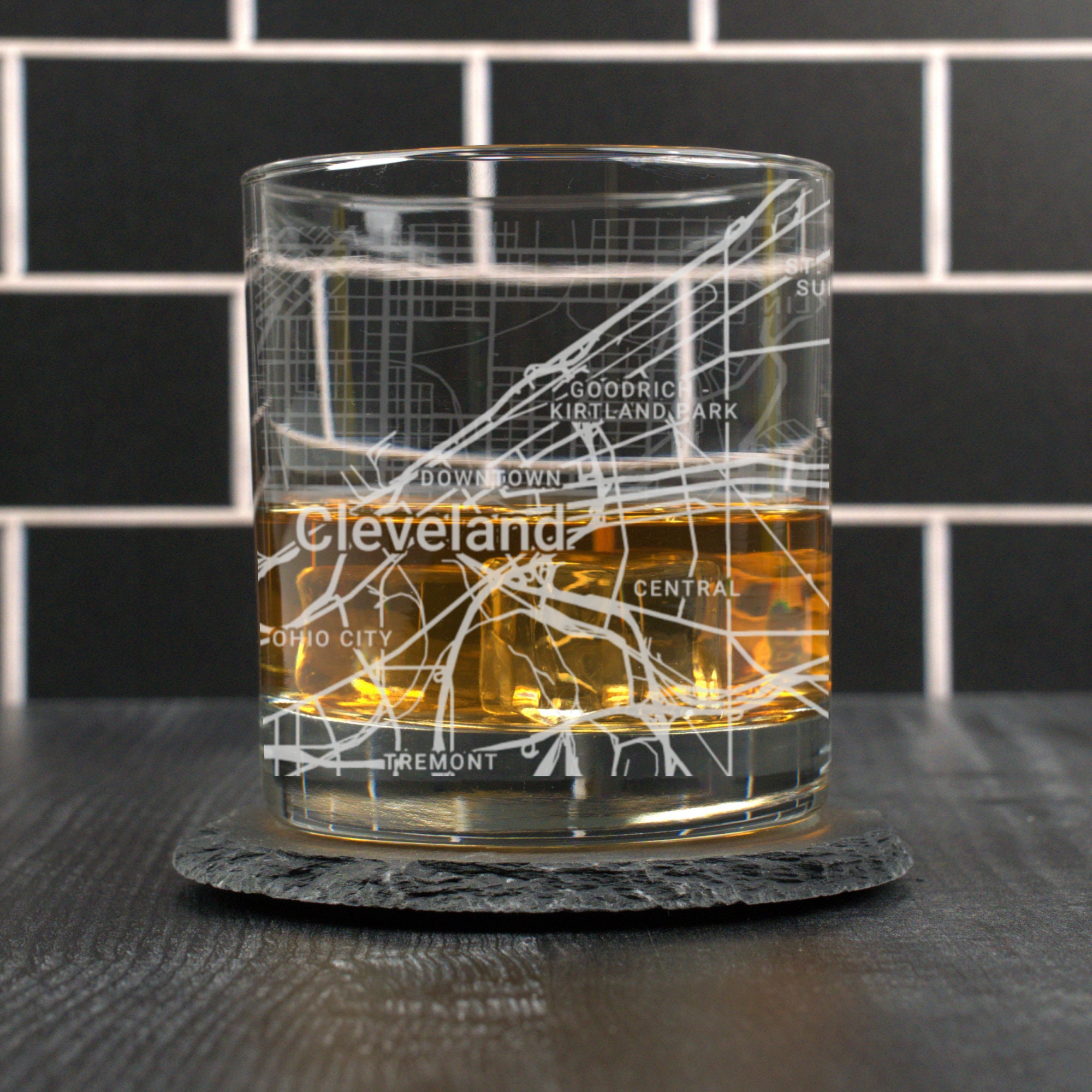Cleveland Whiskey Glass, Cleveland OH Rocks Glass Gift, Engraved City Map Glass, Cleveland Ohio Gift, Housewarming, Gifts for Him