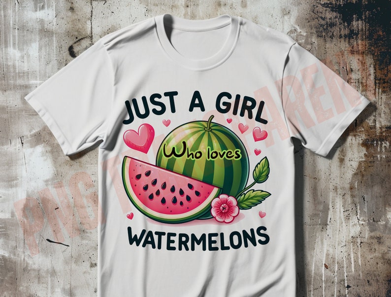 Op de afbeelding: Wit T-shirt met een grafisch ontwerp van een watermeloenplak en een hele watermeloen. De tekst "Just a girl who loves watermelons" is op het shirt gedrukt.