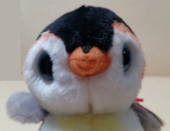 Ty Beanie Boos The 6 PONGO the Penguin with Glitter Eyes New with