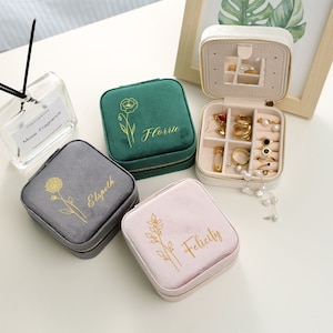 Geboortebloem gepersonaliseerde fluwelen sieradendoos met naam, sieradendoosje cadeaus voor vrouwen, cadeaus bruidsmeisje, ring opbergdoos, cadeau vrouw