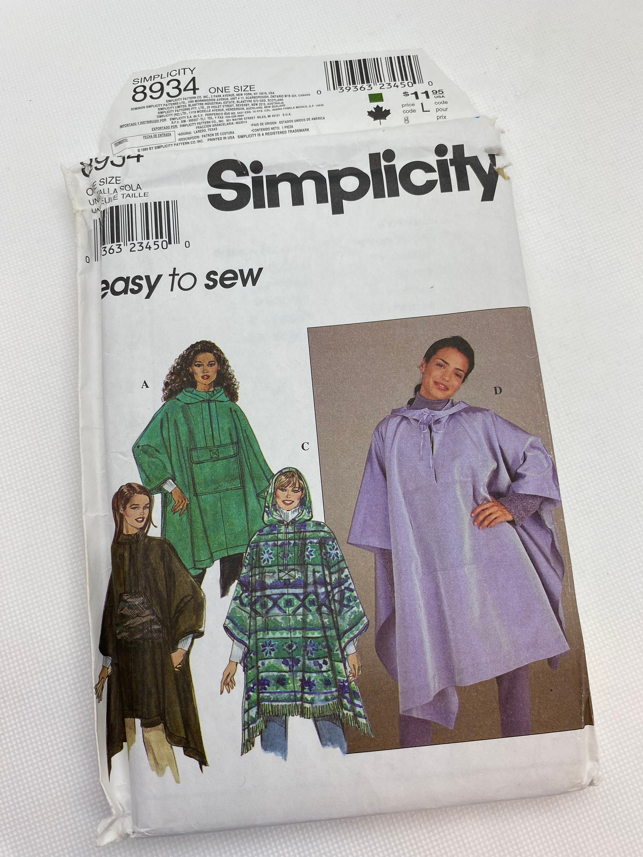 8934 Simplicity One Size East to Sew Misses Poncho 