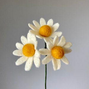 Itty Bitty Daisies Felt Flower Stem,  Felt Flower Bouquet Filler,  Build Your Own Bouquet