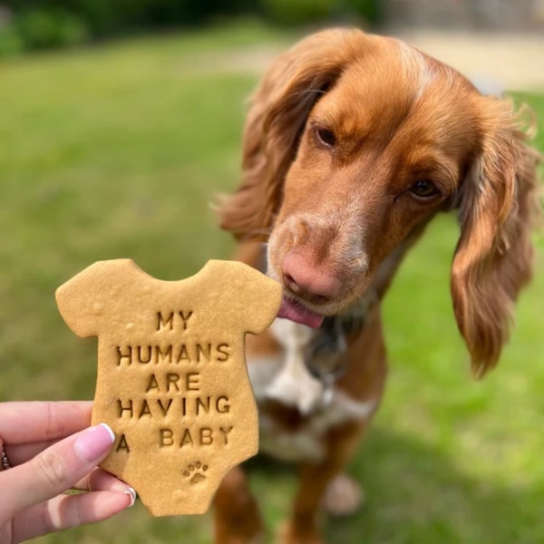 My Humans Are Having A Baby Dog Biscuits - Personalised Gift Set | Baby Gift | Pregnancy Announcement | Baby Announcement | Baby Shower Gift