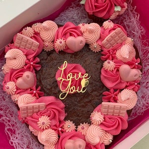 Love You Cupcake Toppers: Gold Mirror Valentines Charm (Set of 6)